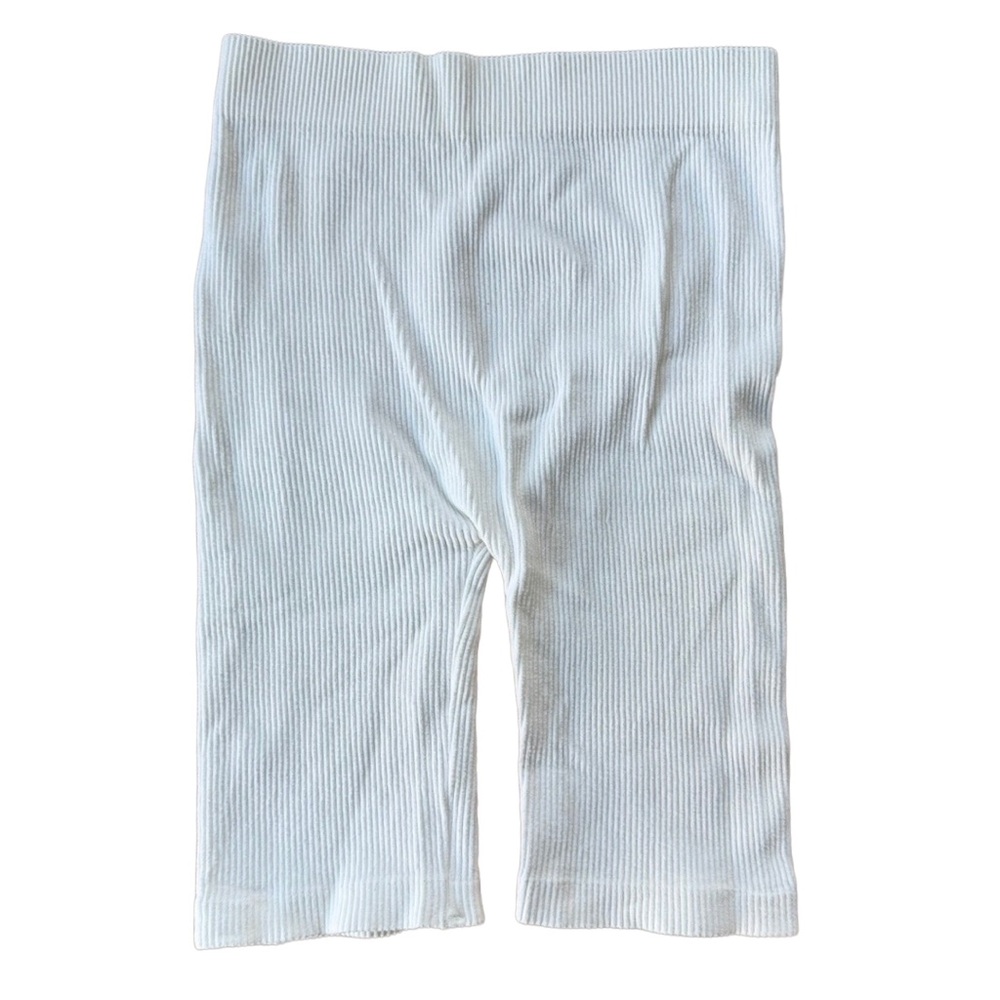 Zara Seamless Ribbed Biker Shorts – Limitless Contour – White – Small – NWOT - Picture 4 of 4